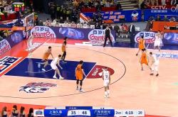 1xBit体育注册-安东尼奥-布莱克尼夺得CBA最有价值球员称霸联赛舞台的简单介绍