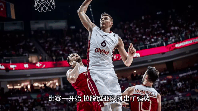 包含斯洛文尼亚险胜拉脱维亚，小组出线希望渺茫的词条