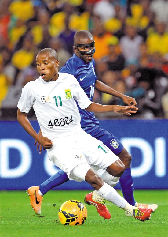 南非队在友谊赛中与对手战平,实力对等 南非队在友谊赛中与对手战平,实力对等