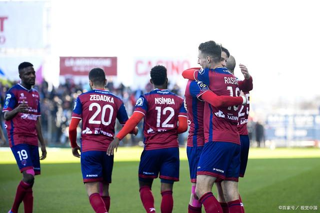 包含里尔客场面对斯特拉斯堡，延续不败纪录的词条