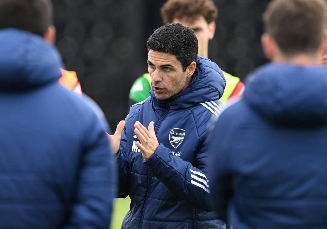 包含阿森纳球员合练，信心满满冲击欧冠冠军的词条