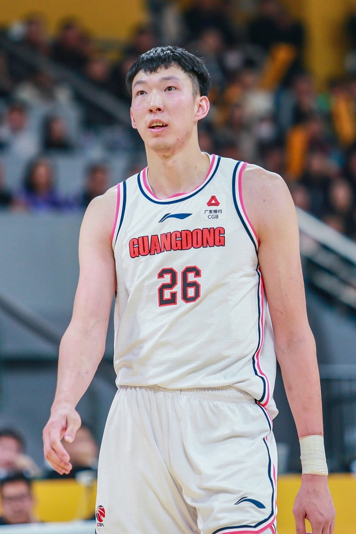 周琦受邀参加CBA全明星赛,将展现出色发挥 周琦受邀参加CBA全明星赛,将展现出色发挥