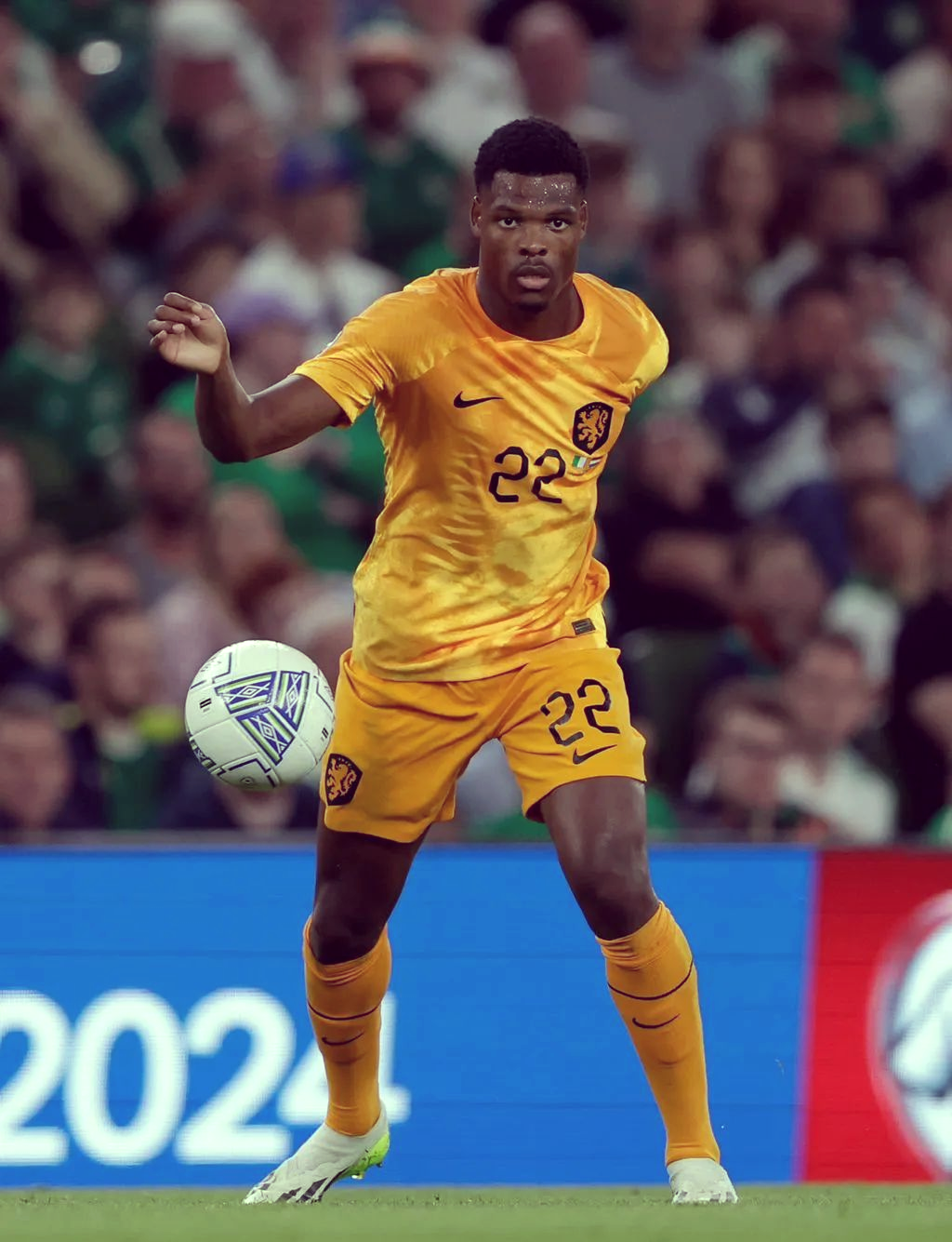 关于荷兰国家队战绩斐然,欧预赛实力雄厚的信息 关于荷兰国家队战绩斐然,欧预赛实力雄厚的信息