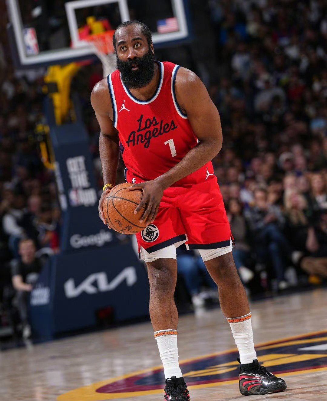 篮网战胜雄鹿,哈登全方位发挥 篮网战胜雄鹿,哈登全方位发挥