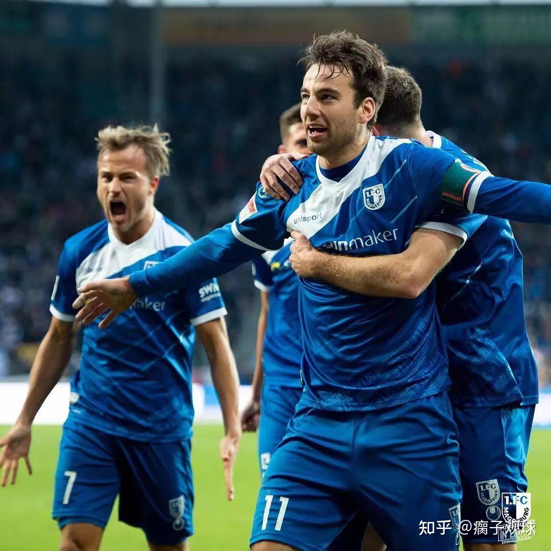 汉诺威队在比赛中实现逆袭夺冠