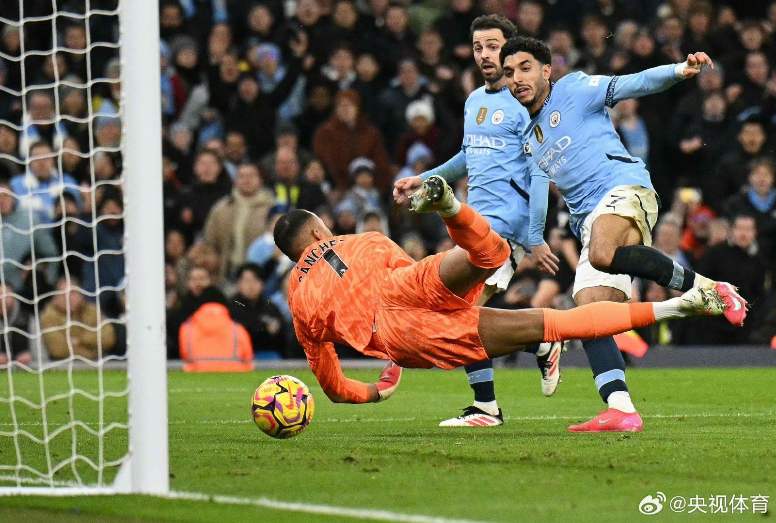 切尔西主场抢分表现抢眼的简单介绍